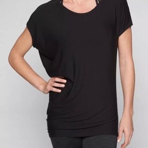 Athleta Threadlight Asymmetrical Hem Tee